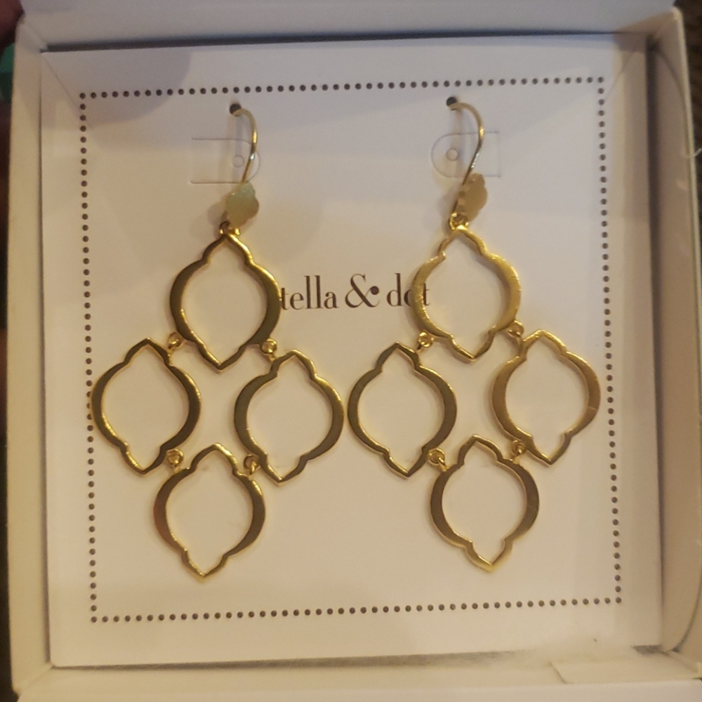 Stella & Dot Arabesque Chandeliers - Gold
